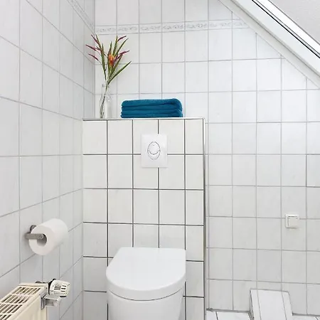 Appartement 2 Und 3 Im Haus Meeresbrise Carolinensiel